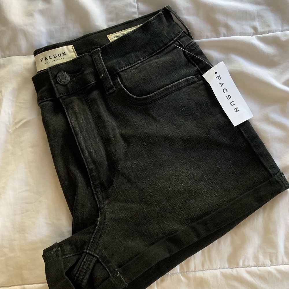 Pacsun black shorts
